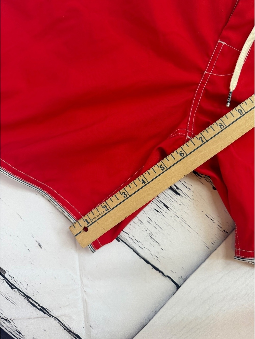Retro Surf Vans Red Board Shorts Beachwear Swim Trunks Men’s Size 31 - Picture 4 of 6